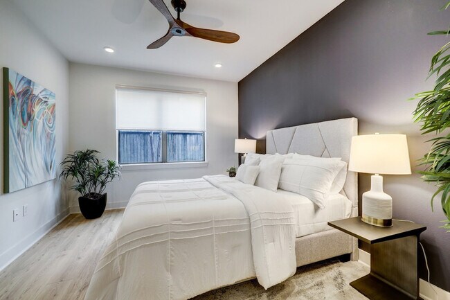 Foto del edificio - 2137 Pelham Dr