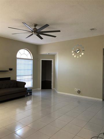Building Photo - 2302 McIntosh Dr