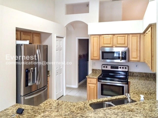 Building Photo - 7002 Potomac Cir