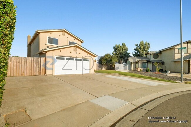 Foto del edificio - 1275 Sweetbrier Pl