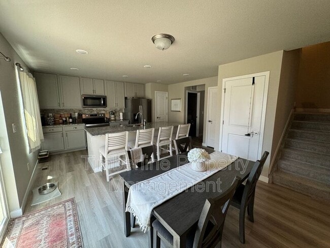 Building Photo - 10729 Luneth Dr