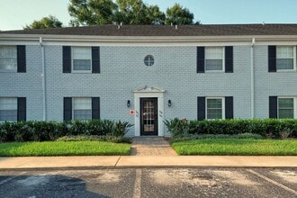 Building Photo - 101 Lewfield Cir