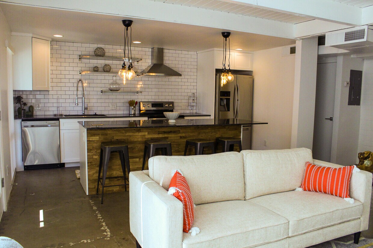 Foto principal - 3318 N 18th Ave