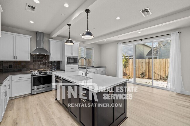 Foto del edificio - 8935 Fair Oaks Blvd