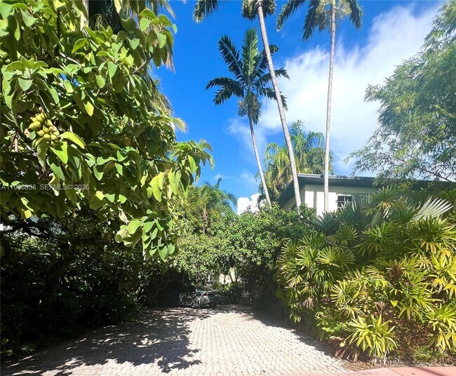 Foto del edificio - 814 Michigan Ave