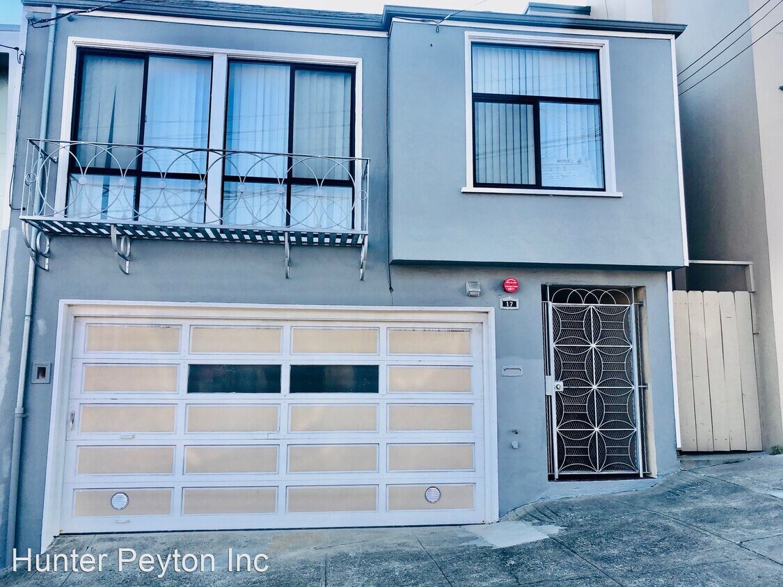 Foto principal - 5 br, 4 bath House - 17 Concord St