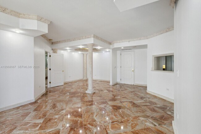 Foto del edificio - 888 Brickell Key Dr