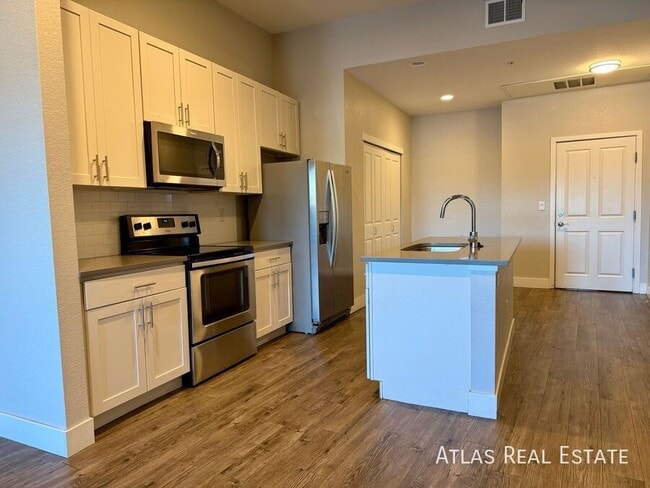 Photo - 2905 W 25th Ave Apartment