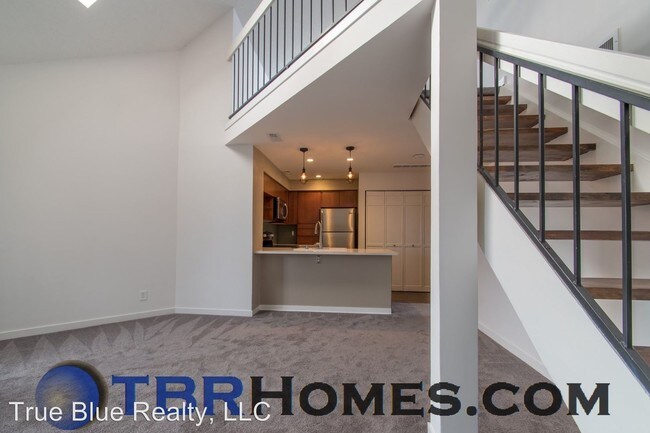 Building Photo - 844 S Vance St