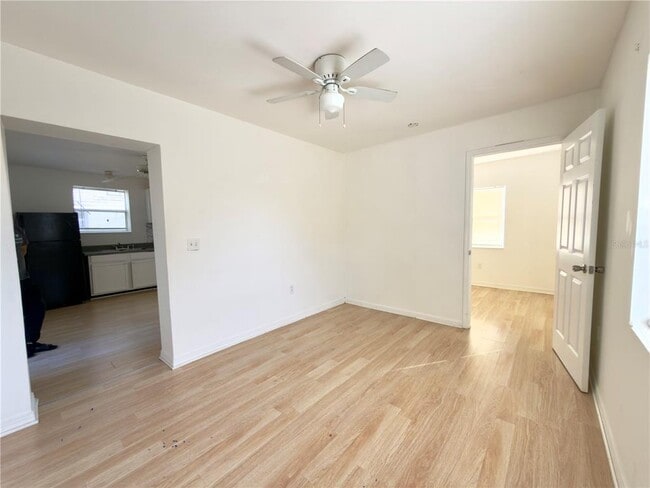 Foto del edificio - 12844 Florida Ave