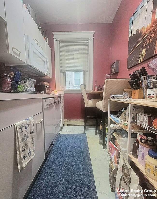 Building Photo - 9 Colborne Rd