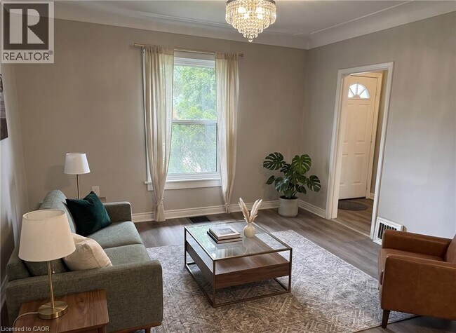 Photo du bâtiment - 24 E 25th St