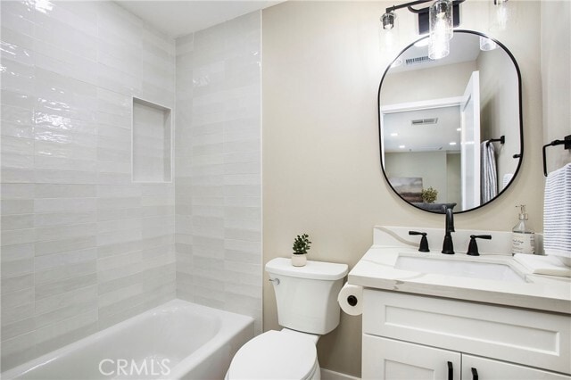 Building Photo - 708 E Elm St