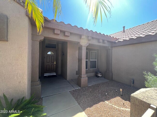 Building Photo - 15771 W Mill Valley Ln
