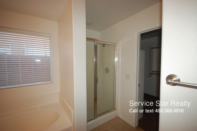 Foto del edificio - 6630 W Hess St