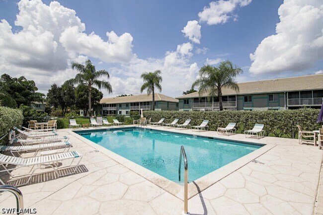Building Photo - 180 Furse Lakes Cir