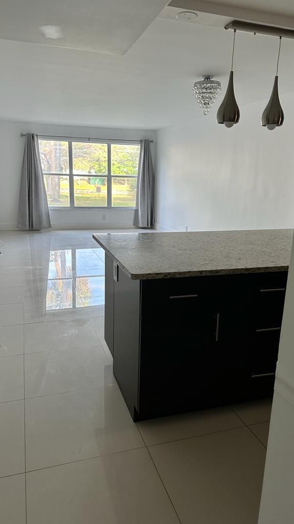 Foto del edificio - 2306 S Cypress Bend Dr