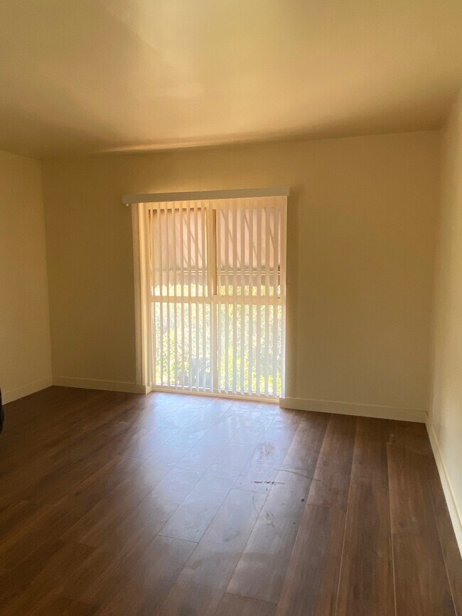 Foto del edificio - 915 Glenway Dr