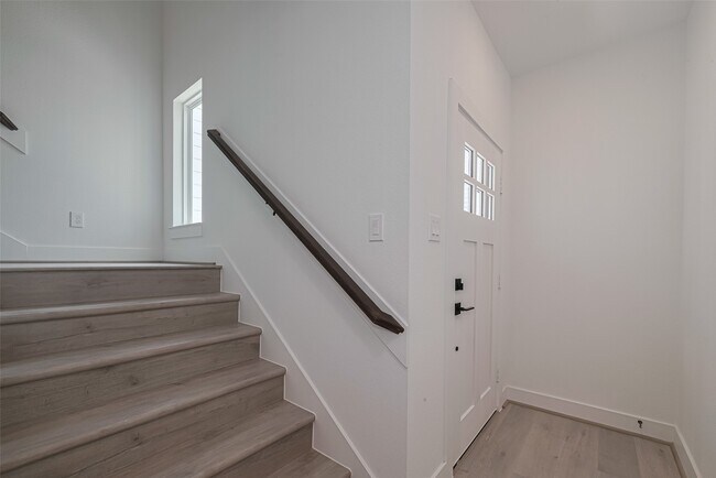 Foto del edificio - 1344 W 24th St