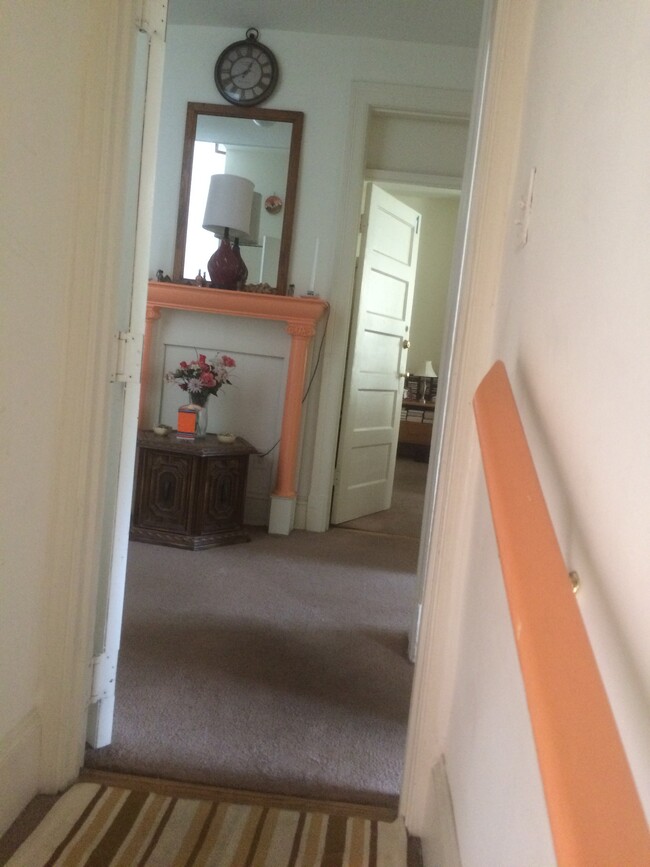 Foto del edificio - 3114 Mt Pleasant St NW