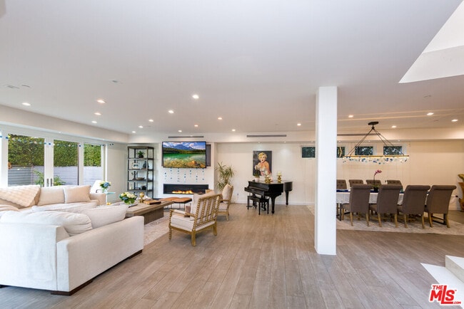 Foto del edificio - 9401 Kirkside Rd