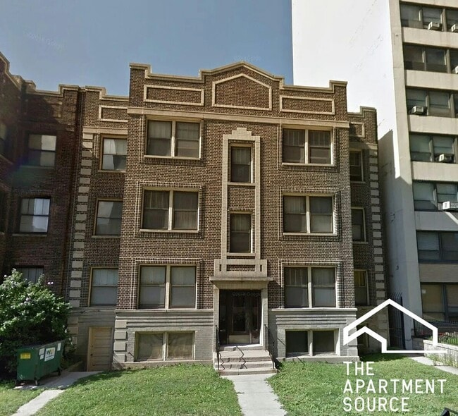 Building Photo - 654 W Gordon Terrace