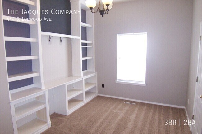 Foto del edificio - 444 S Lulwood Ave