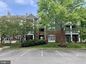 Building Photo - 20311 Beechwood Terrace