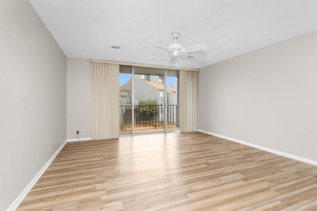 Building Photo - 12500 Melville Dr