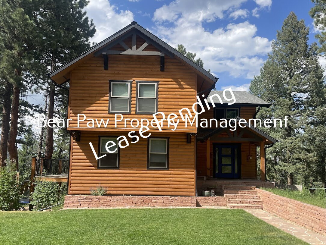"Charming furnished or unfurnished Evergreen Retreat: Spacious 4-Bed, 3-Bath Home on Fern Gulch ... - "Charming furnished or unfurnished Evergreen Retreat: Spacious 4-Bed, 3-Bath Home on Fern Gulch ...