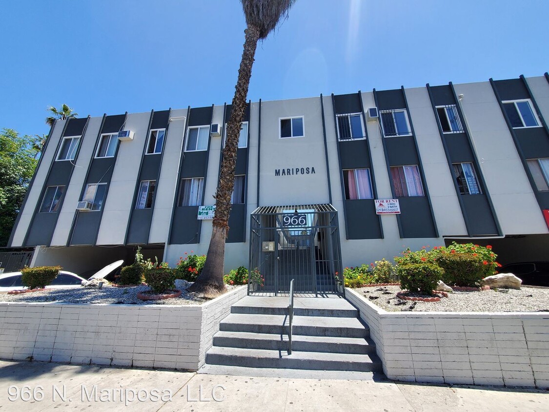 Primary Photo - 966 N Mariposa Ave