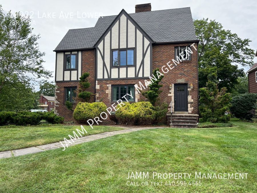 Foto principal - 2 bedroom Lakefront property in Lakewood!