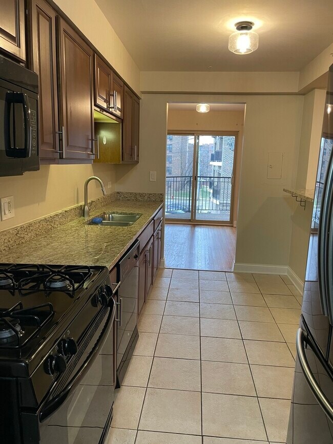 Foto del edificio - 1 N Chestnut Ave