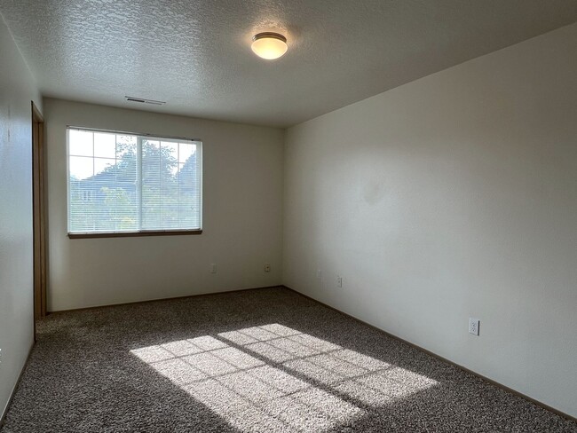 Foto del edificio - 3 br, 2.5 ba home in quiet Scappoose neigh...