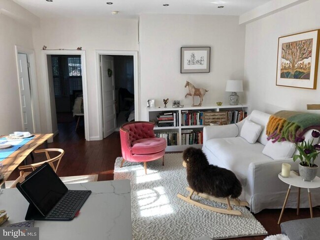 Foto del edificio - 1410 26th St NW