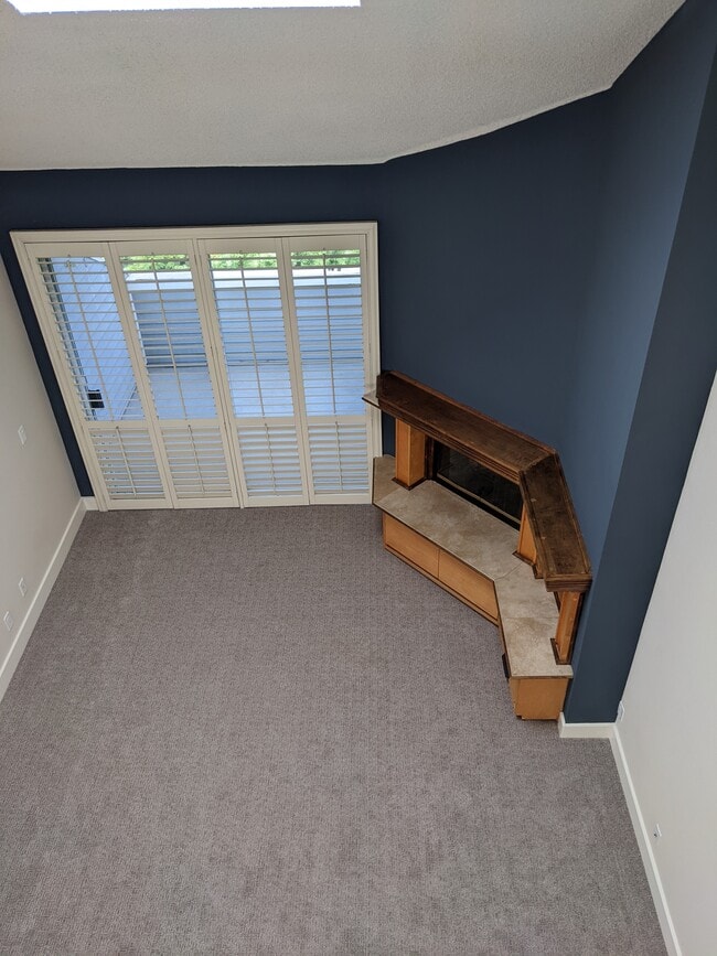 living room - 1097 Blanche St