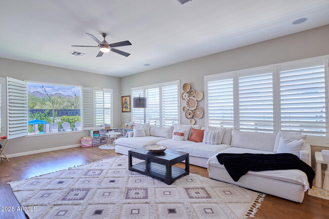 Building Photo - 6226 E Sienna Bouquet Pl