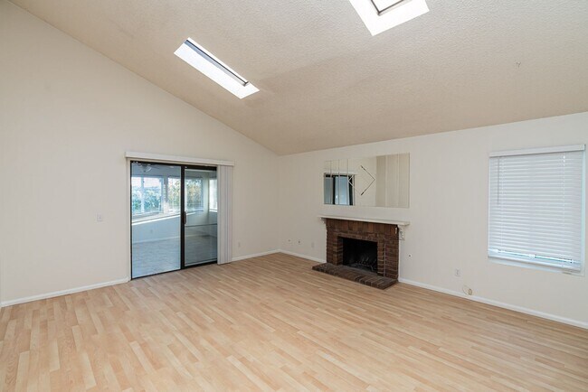 Building Photo - !!! TRANQUIL SCRIPPS RANCH  4BEDROOM HOME,...