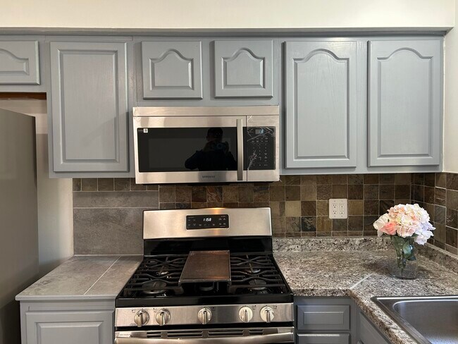 Foto del edificio - 12757 De Cook Dr