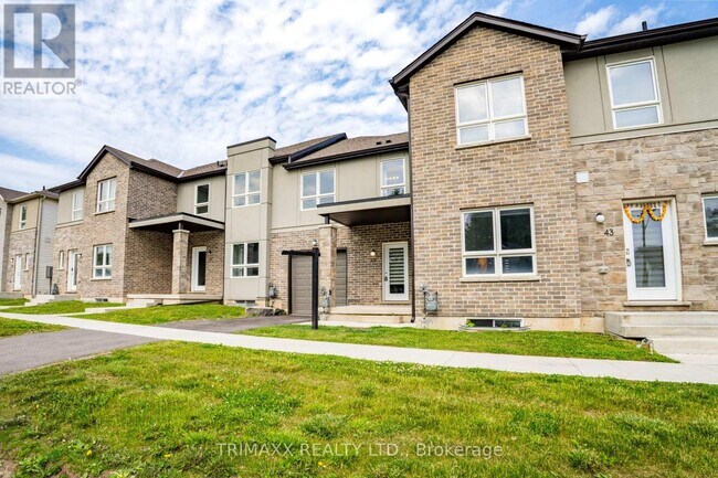 Building Photo - 39 Perenack Ave