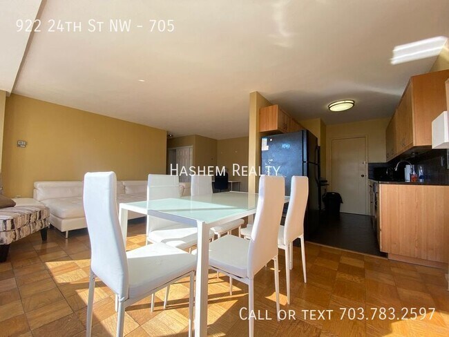 Foto del edificio - 922 24th St NW