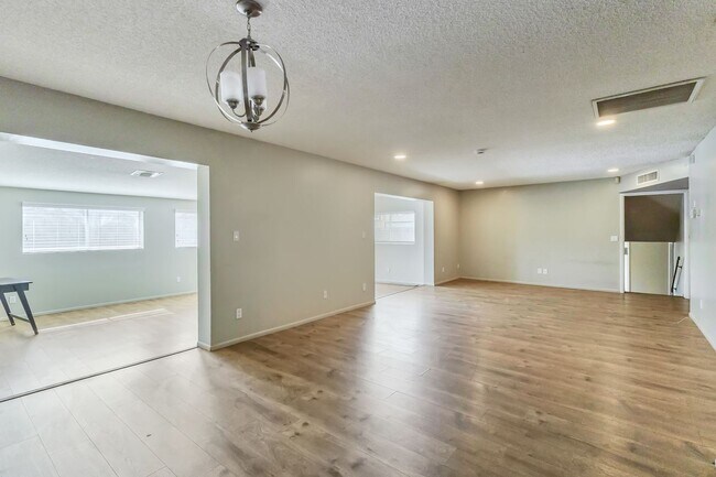 Foto del edificio - 3511 S Alder Dr