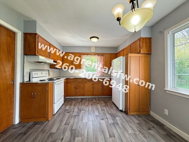 Foto del edificio - 4660 Taylor St
