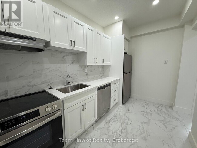 Photo du bâtiment - 521 Bay St