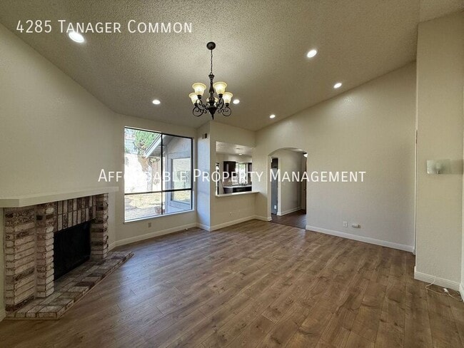 Building Photo - 4285 Tanager Common