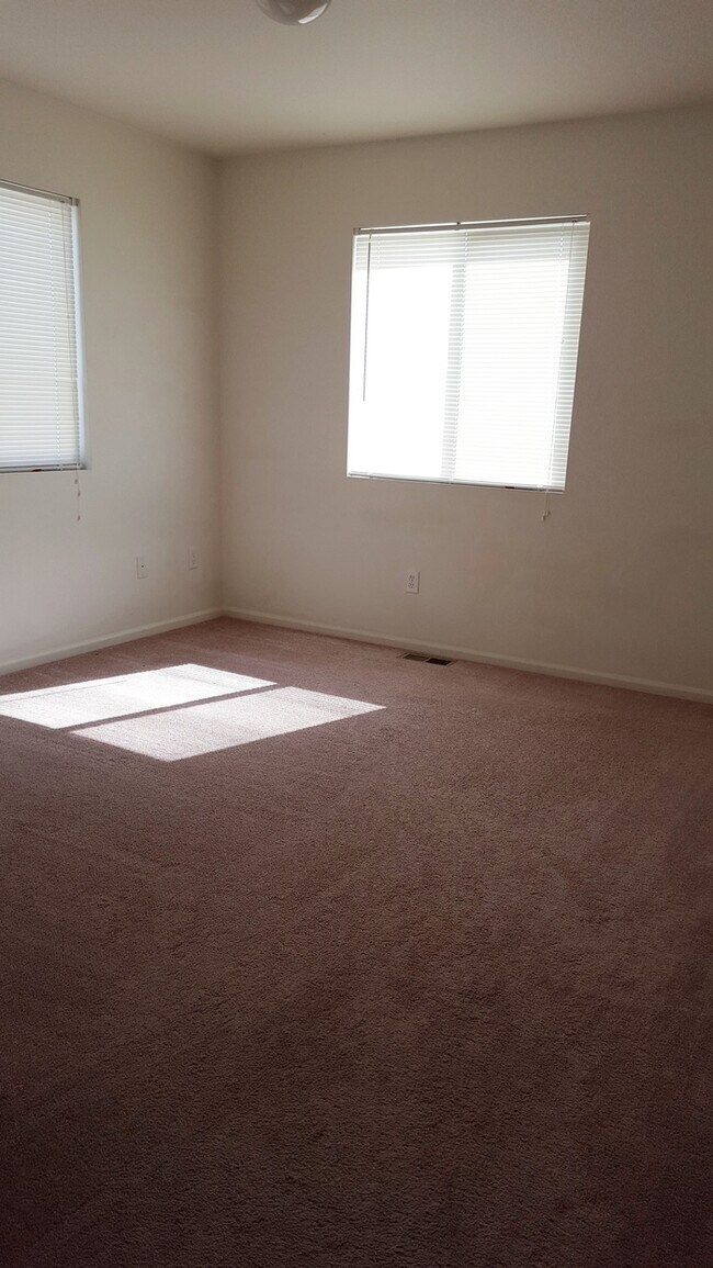 Foto del edificio - 315 Annie Morgan Ct