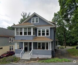 Building Photo - 33 Barnes Ave