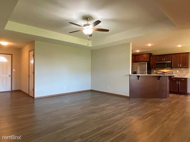 Building Photo - 3086 W Camino Alto St