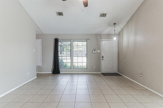 Building Photo - 8003 Burley Bend