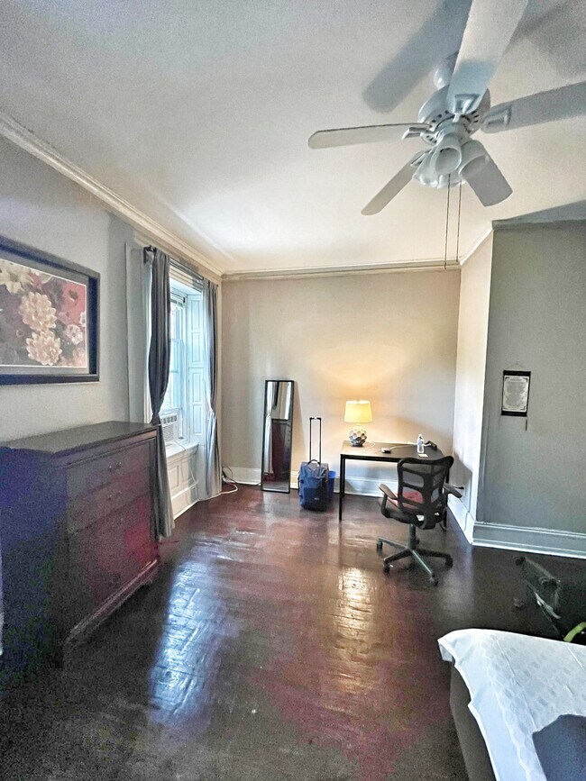 Foto del edificio - 322 S 42nd St